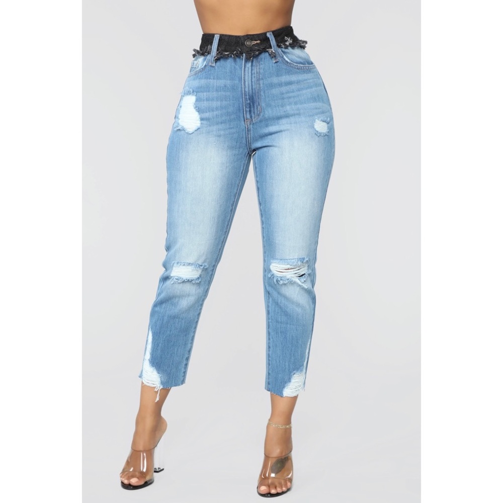 Fashion Nova Contrasting Opinions Distressed Boyfriend Jeans - Light Wash